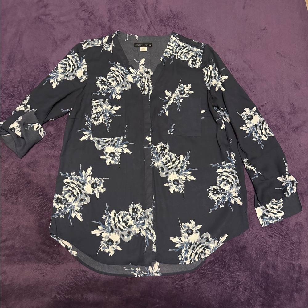 Simply styled By Sears Women’s Top Blouse Button Down Womens Large Blue Floral